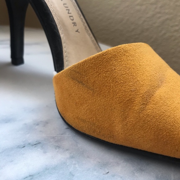 Chinese Laundry Heels - Picture 4 of 4